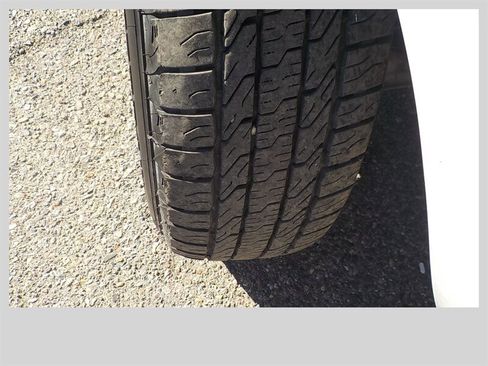 Used 2002 Dodge B1500 image 12