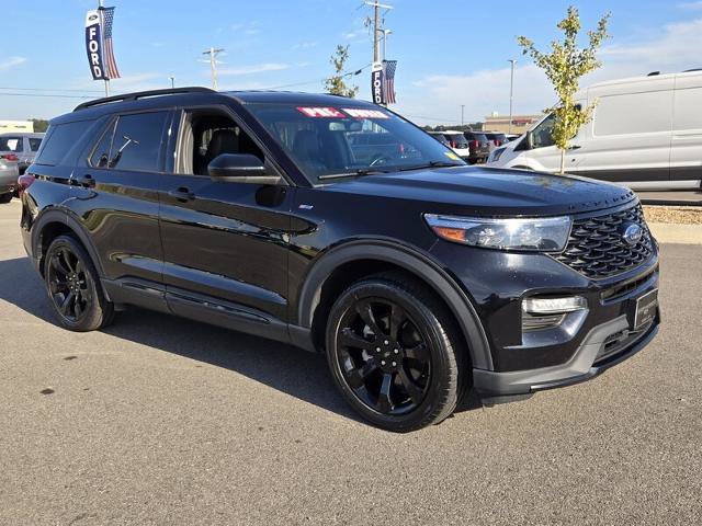 Certified 2023 Ford Explorer ST-Line w/ Class IV Trailer Tow Package RWD image 3