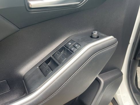 Used 2022 Toyota Highlander XLE image 56