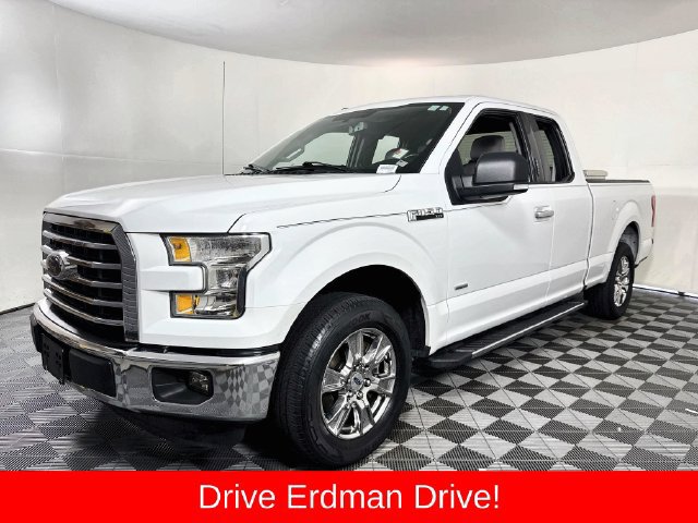 Used 2015 Ford F150 XLT w/ Equipment Group 301A Mid RWD image 3