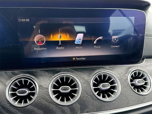 Used 2020 Mercedes-Benz E 450 Coupe w/ AMG Line image 16