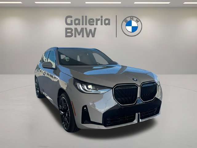 Certified 2026 BMW X3 xDrive30i w/ M Sport Package AWD/4WD image 4