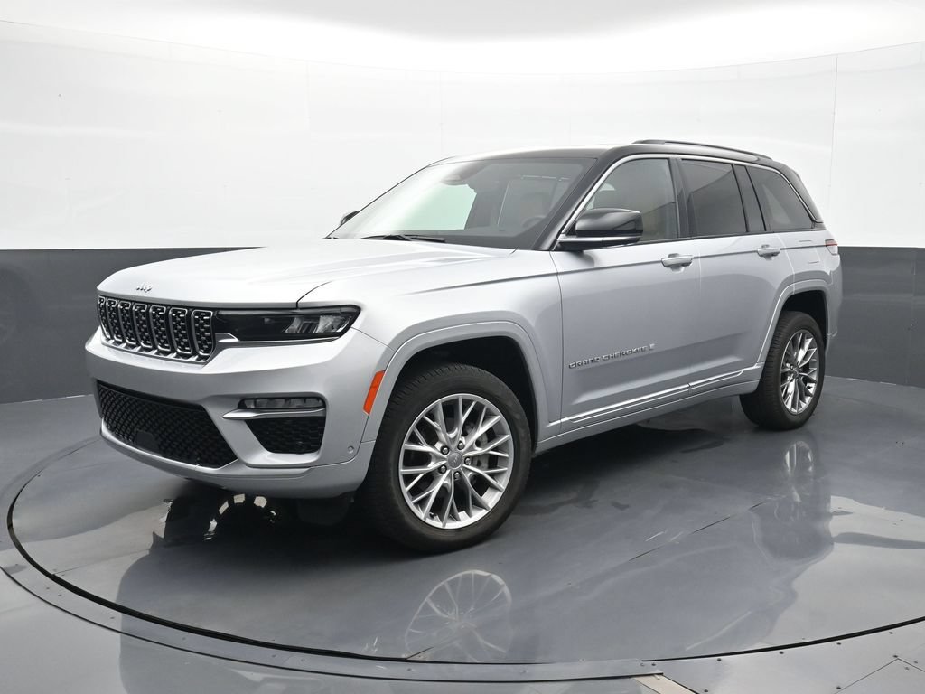Used 2024 Jeep Grand Cherokee Summit w/ Luxury Tech Group V AWD/4WD image 1