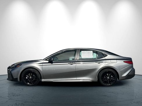 Used 2026 Toyota Camry SE w/ Convenience Package FWD image 7