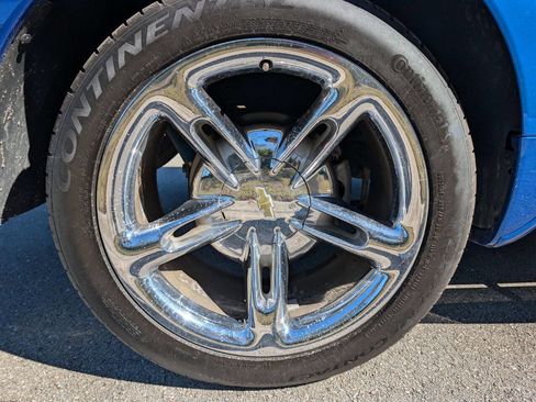 Used 2006 Chevrolet SSR w/ Preferred Equipment Group image 29