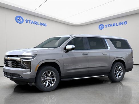 New 2025 Chevrolet Suburban Premier image 2