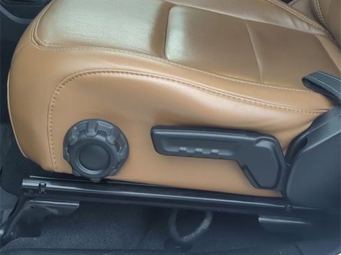 Used 2022 Jeep Wrangler Unlimited Sahara w/ Cold Weather Group image 20