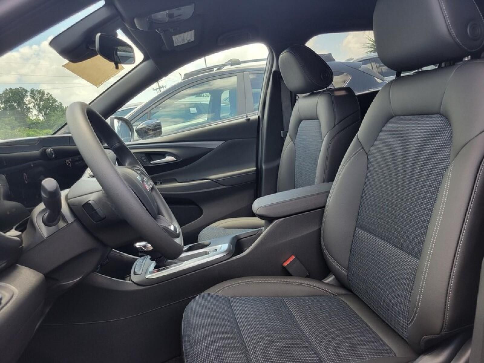 New 2026 Buick Envista Preferred FWD image 10