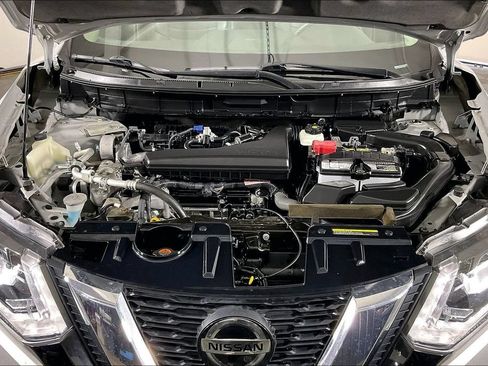 Used 2018 Nissan Rogue SL w/ Premium Package AWD/4WD image 12