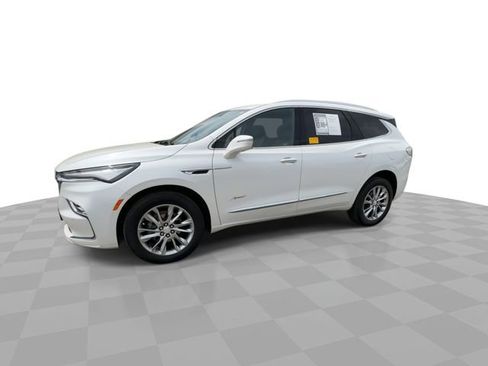 Certified 2022 Buick Enclave Avenir w/ Avenir Technology Package AWD/4WD image 4
