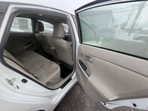 Used 2010 Toyota Prius Five image 16