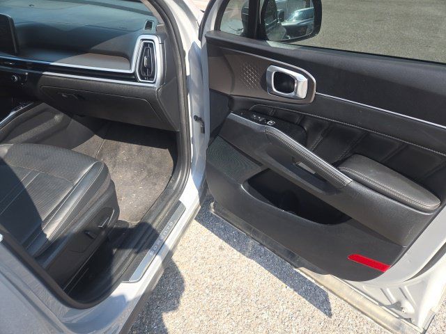 Used 2024 Kia Sorento SX FWD image 7
