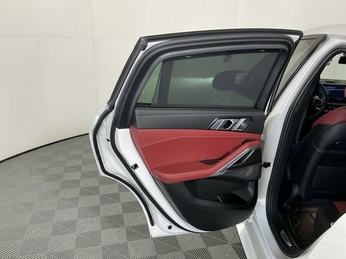 Certified 2025 BMW X6 M60i image 27