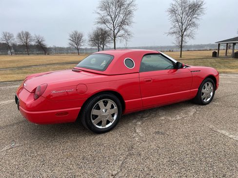 Used 2002 Ford Thunderbird Deluxe image 19
