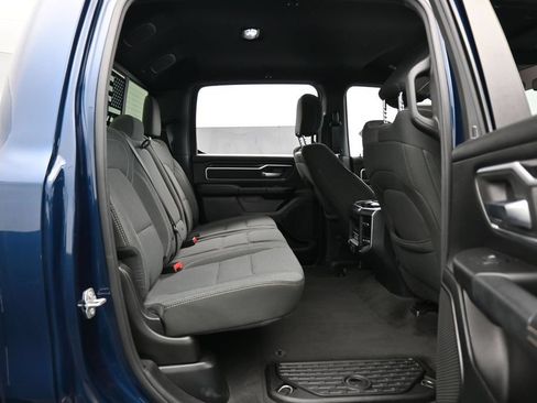 Used 2021 RAM 1500 Big Horn RWD image 33