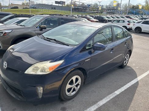 Used 2014 Toyota Prius Four image 1