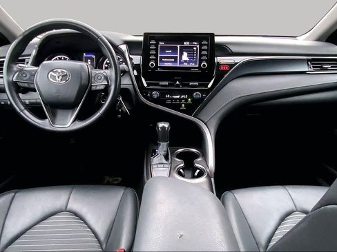 Used 2024 Toyota Camry SE FWD image 15