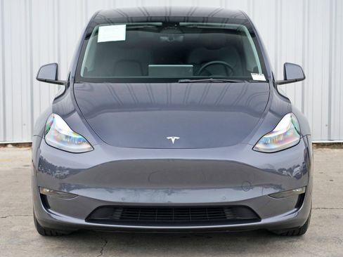 Used 2022 Tesla Model Y Performance image 45
