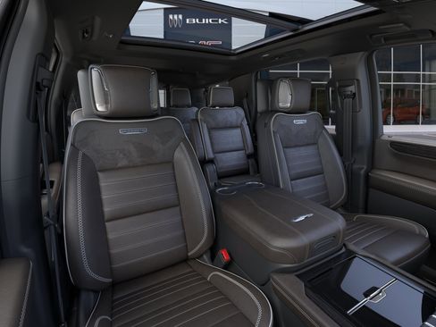 New 2026 GMC Yukon Denali Ultimate w/ LPO, Floor Liner Package AWD/4WD image 40