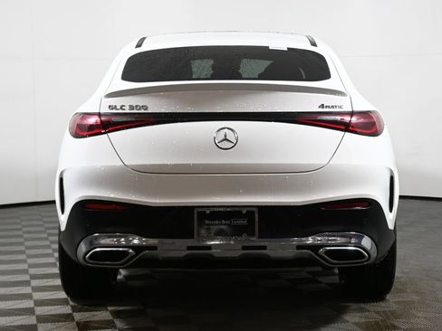 Certified 2025 Mercedes-Benz GLC 300 4MATIC image 9