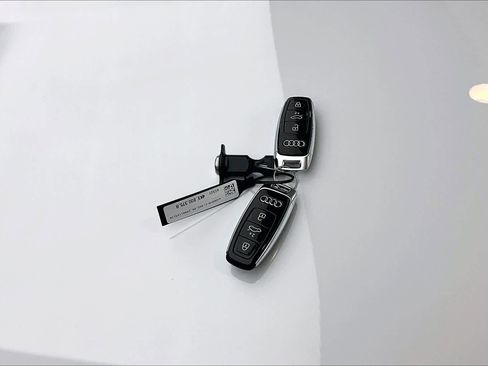 Certified 2024 Audi Q8 e-tron Prestige w/ Prestige Package image 15