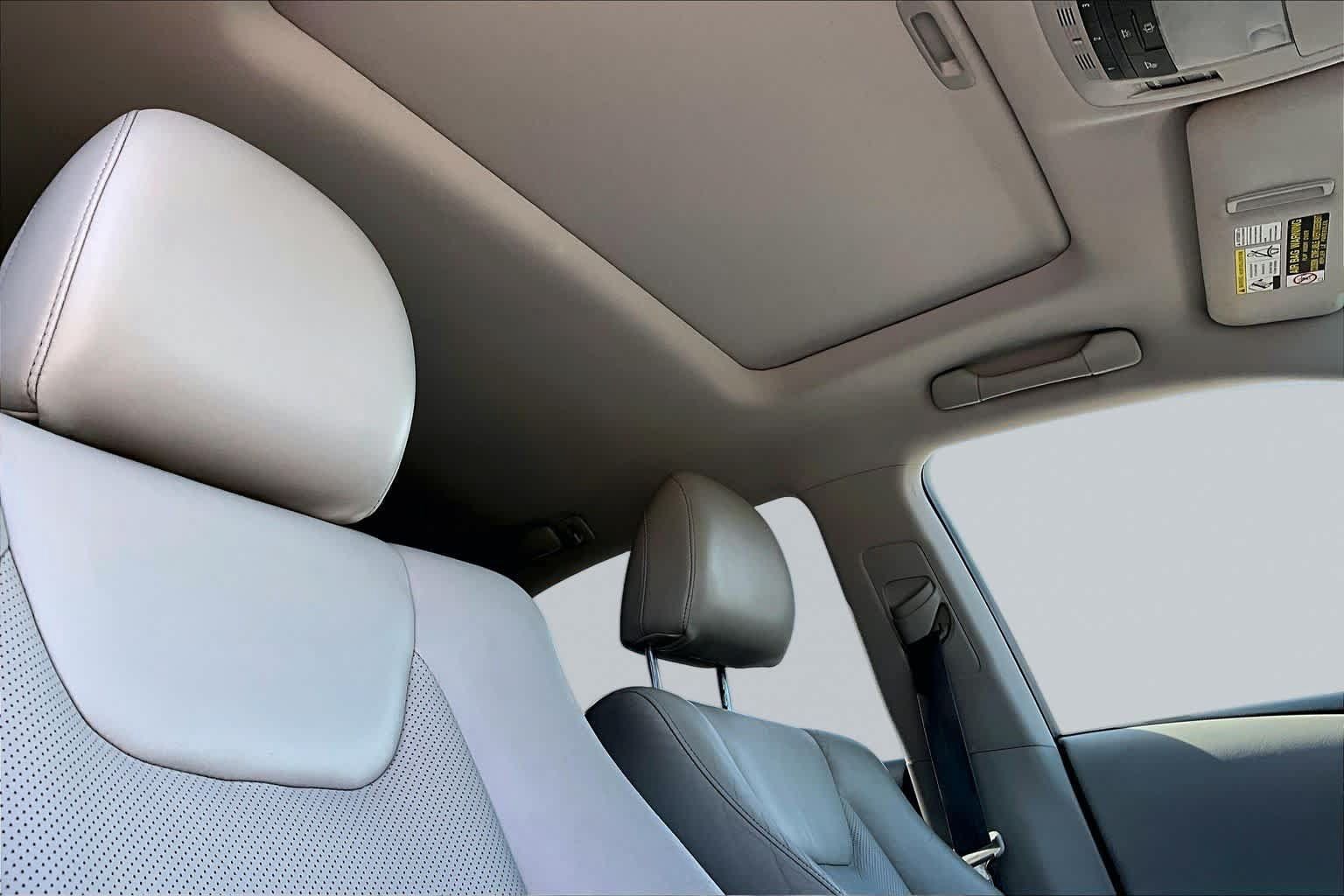 Used 2010 Lexus RX 350 2WD w/ Luxury Pkg image 13