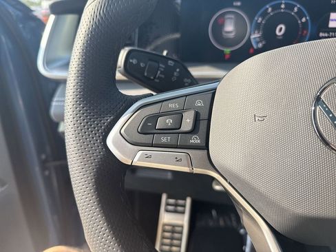 New 2025 Volkswagen Tiguan SE R-Line AWD/4WD image 19