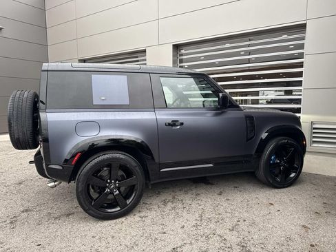 Certified 2022 Land Rover Defender 90 V8 AWD/4WD image 8