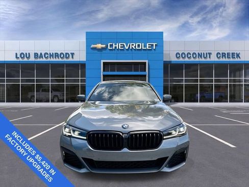 Used 2023 BMW 530i w/ M Sport Package RWD image 3