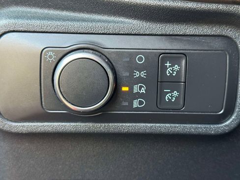 Used 2021 Ford Bronco Wildtrak AWD/4WD image 19