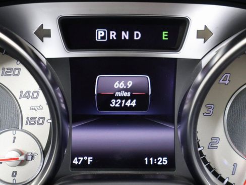 Used 2015 Mercedes-Benz SL 550 image 29