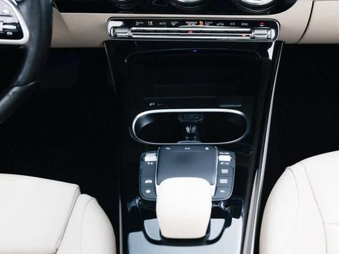 Used 2022 Mercedes-Benz A 220 4MATIC image 25