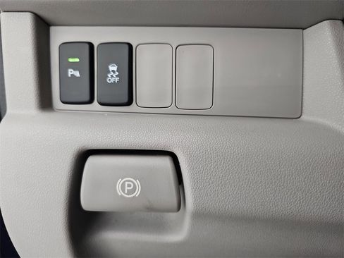 Used 2015 Honda Pilot Touring image 37