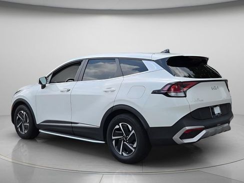 Used 2023 Kia Sportage LX FWD image 6