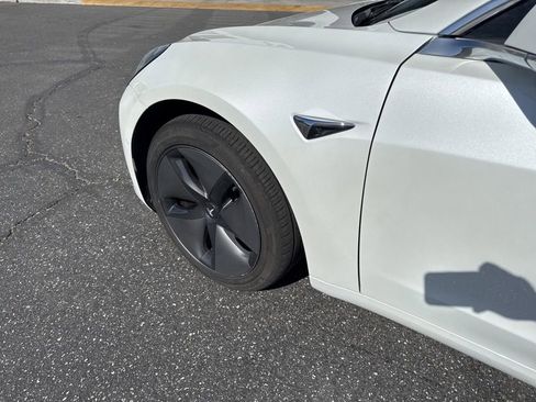 Used 2020 Tesla Model 3 Standard Range Plus image 8
