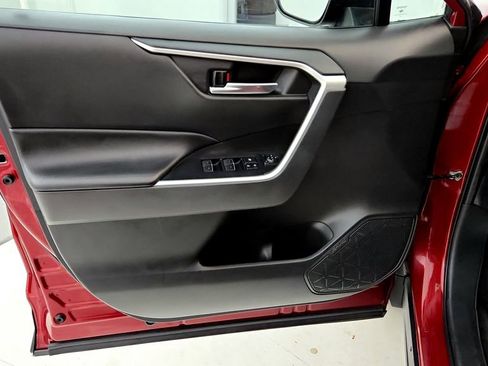 Certified 2022 Toyota RAV4 XLE w/ Convenience Package AWD/4WD image 23