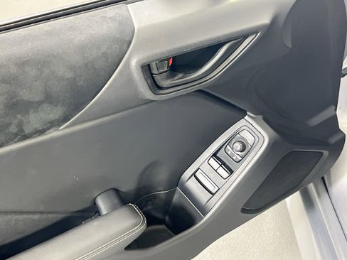 Used 2024 Toyota GR86 Premium image 17