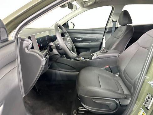 Used 2026 Hyundai Tucson SE image 11