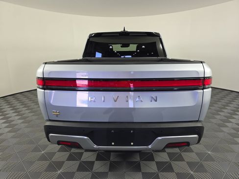 Used 2023 Rivian R1T Adventure image 4