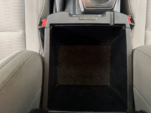 Used 2016 Toyota Tacoma SR RWD image 30