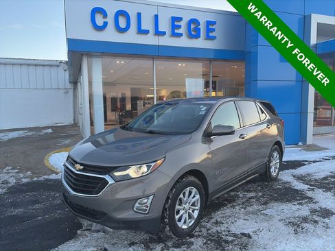 Used 2018 Chevrolet Equinox LT image 1