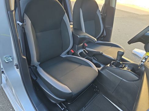 Used 2025 Nissan Versa S image 16