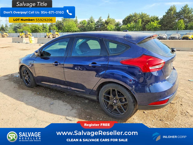 Used 2016 Ford Focus SE w/ Equipment Group 201A FWD image 3