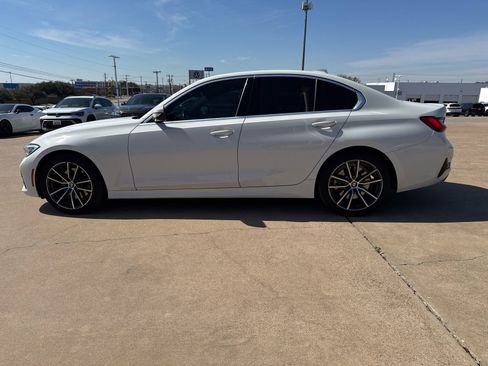 Used 2020 BMW 330i Sedan w/ Convenience Package image 4