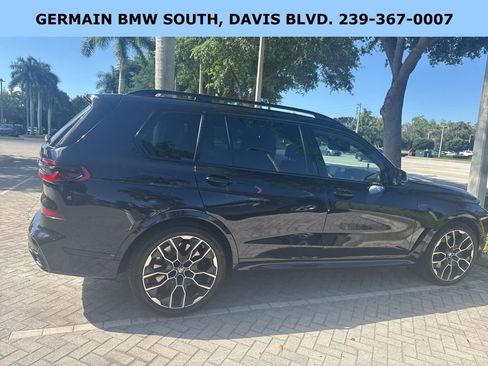 Used 2025 BMW X7 M60i image 12