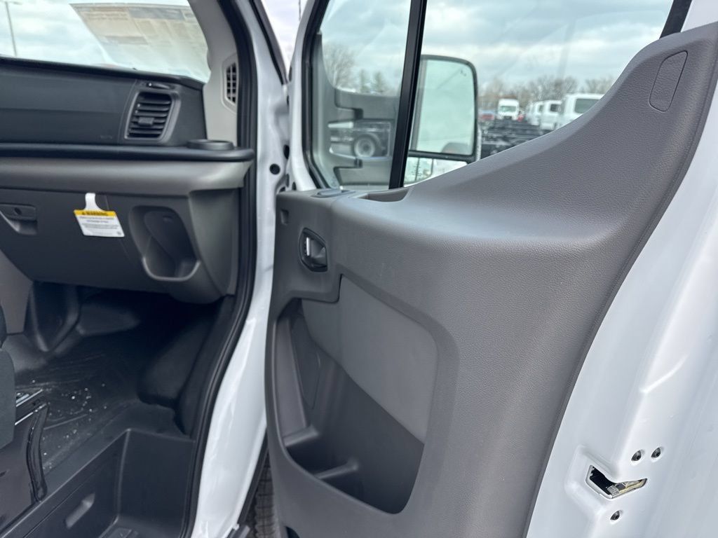 New 2026 Ford Transit 350 RWD image 11