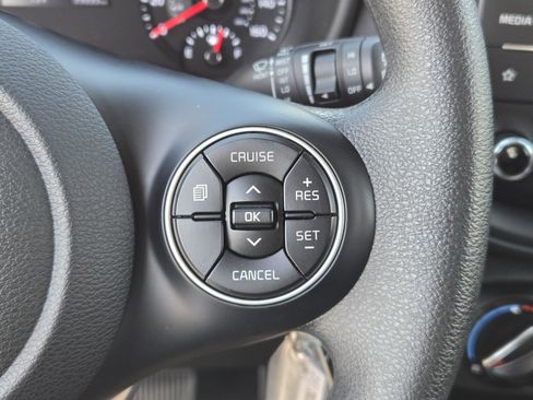 Used 2022 Kia Soul LX w/ Technology Package image 16