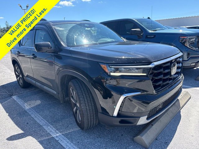 Used 2024 Honda Pilot Elite image 1