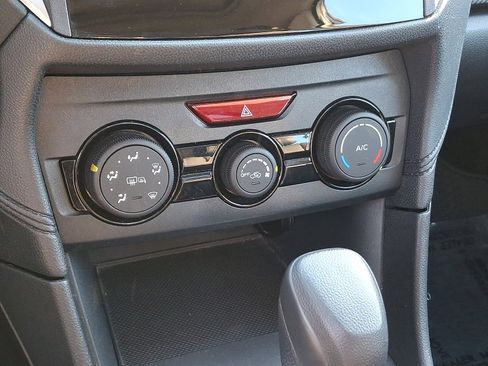 Used 2019 Subaru Impreza 2.0i Premium image 16