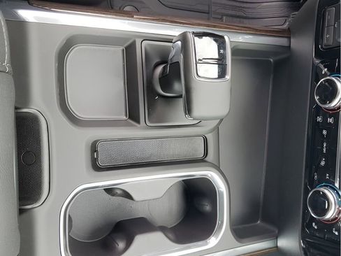 New 2026 GMC Sierra 1500 Elevation image 40